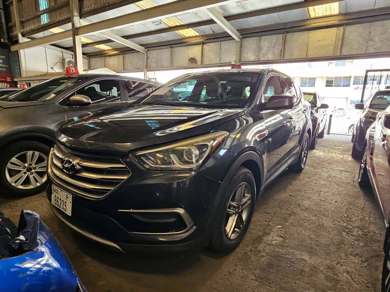 Hyundai Santa Fe 2017 thumbnail 1