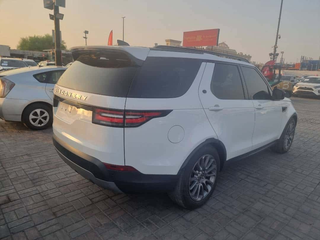 Land Rover Discovery 2018 thumbnail 3