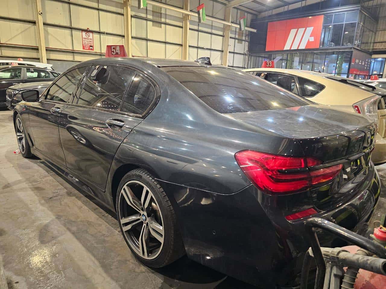 BMW 7 SERIES 740I 2018 thumbnail 3