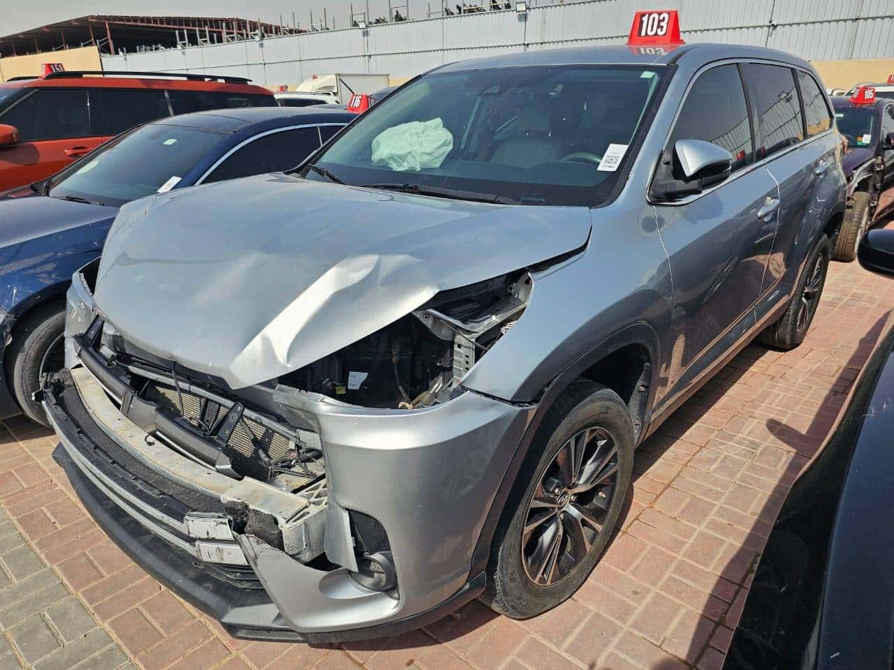 TOYOTA HIGHLANDER - Exterior
