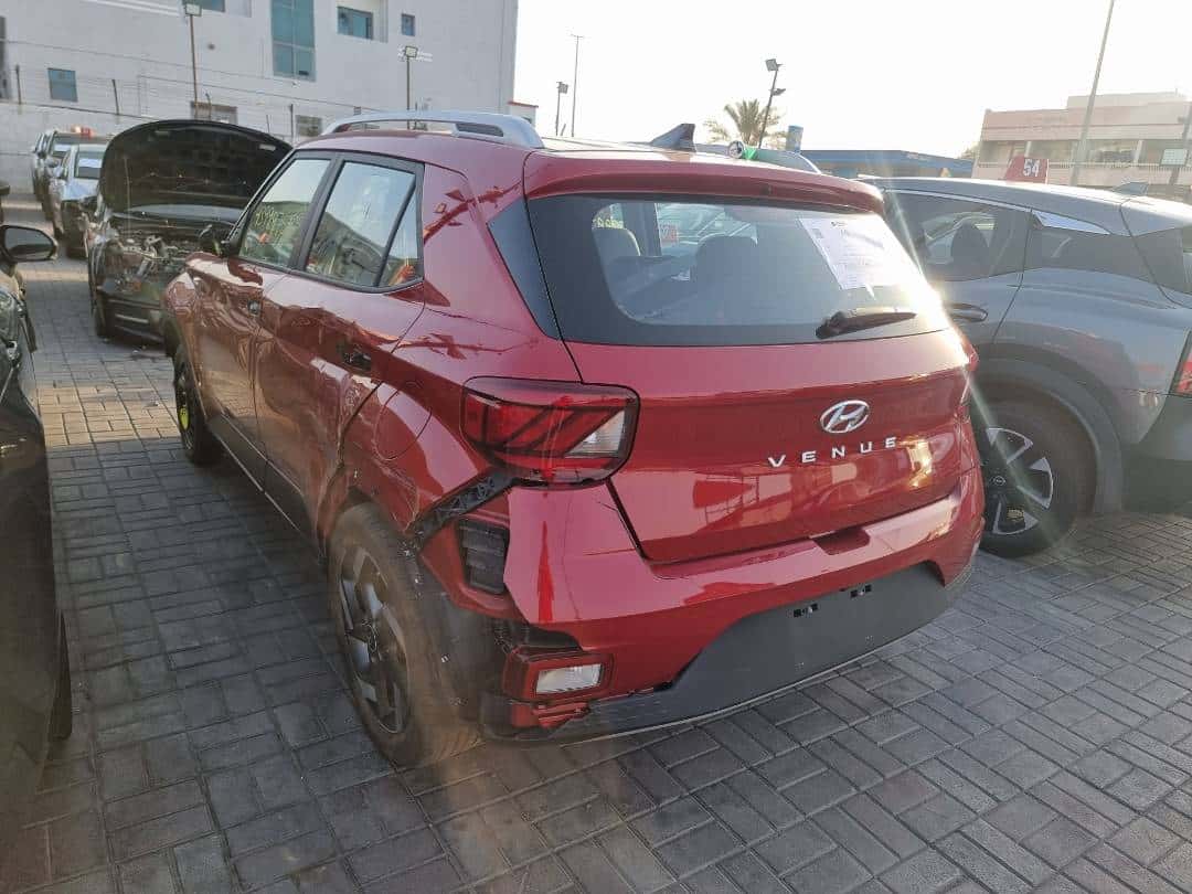 HYUNDAI VENUE SE 2022 thumbnail 2