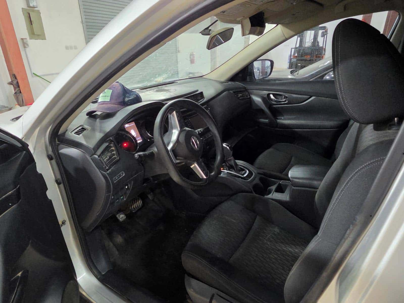 Nissan Rogue 2018 thumbnail 7