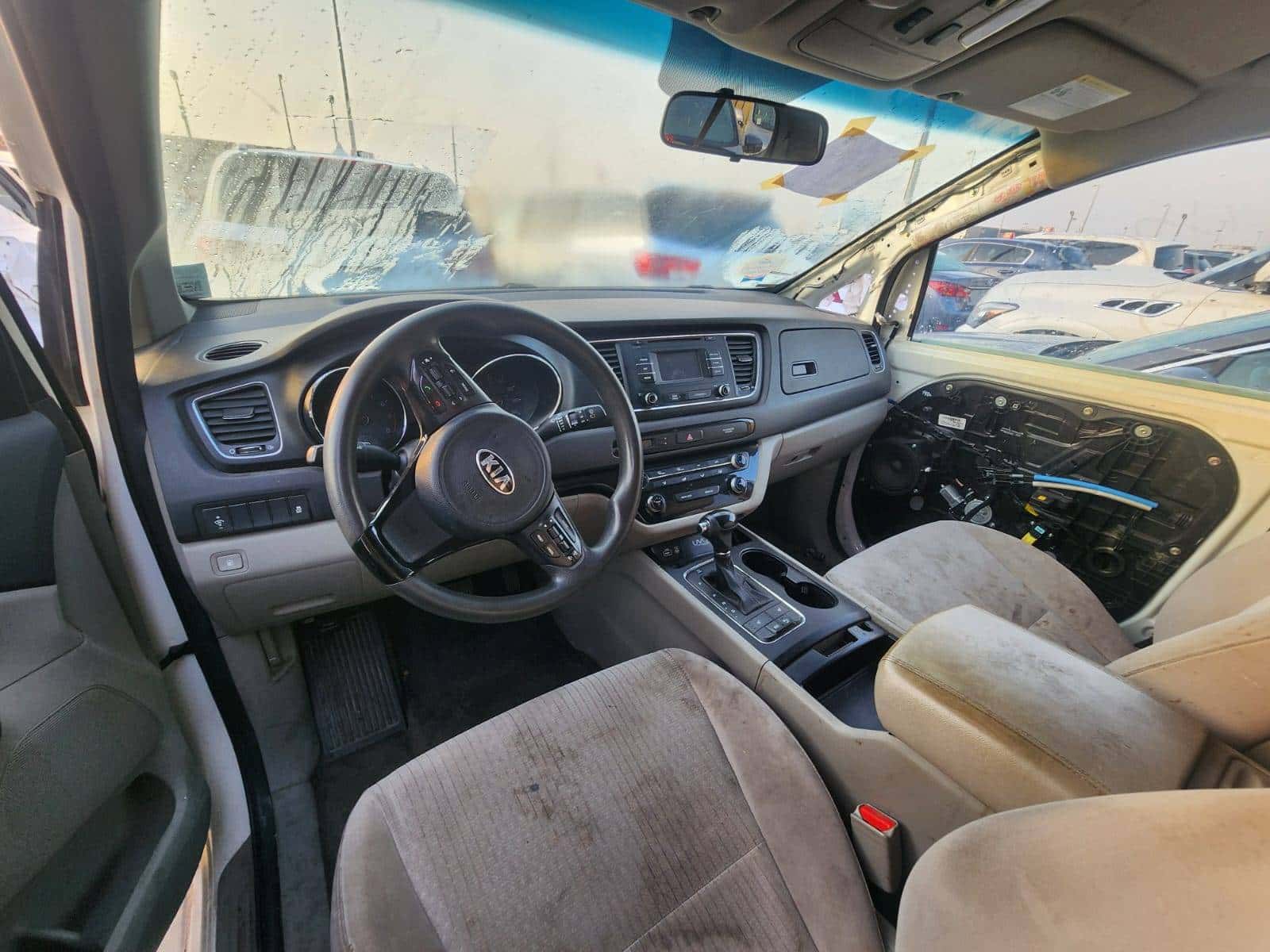 KIA SEDONA 2016 thumbnail 4