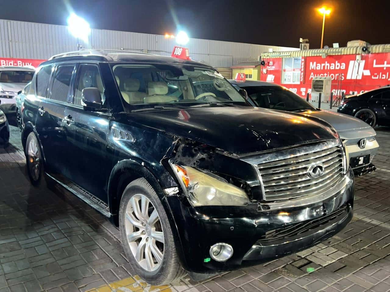 INFINITI QX56 2011 thumbnail 1
