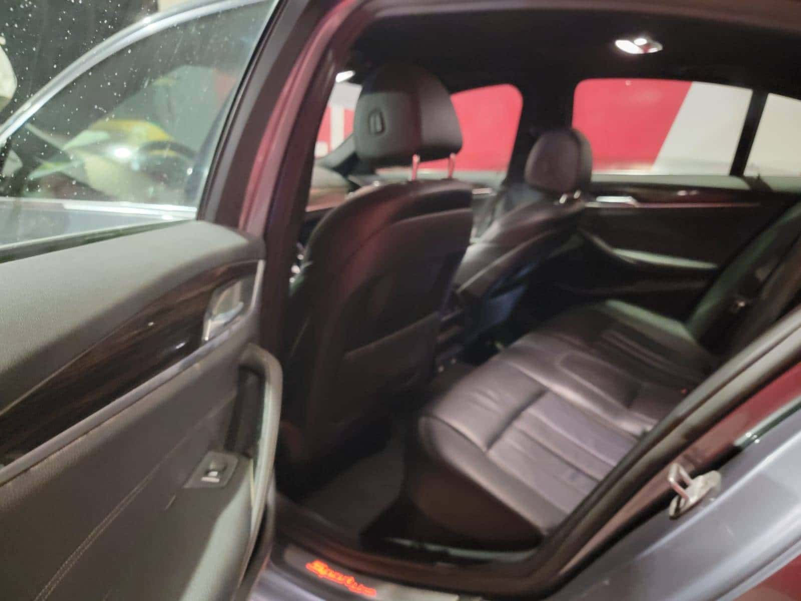 BMW 530I - Exterior