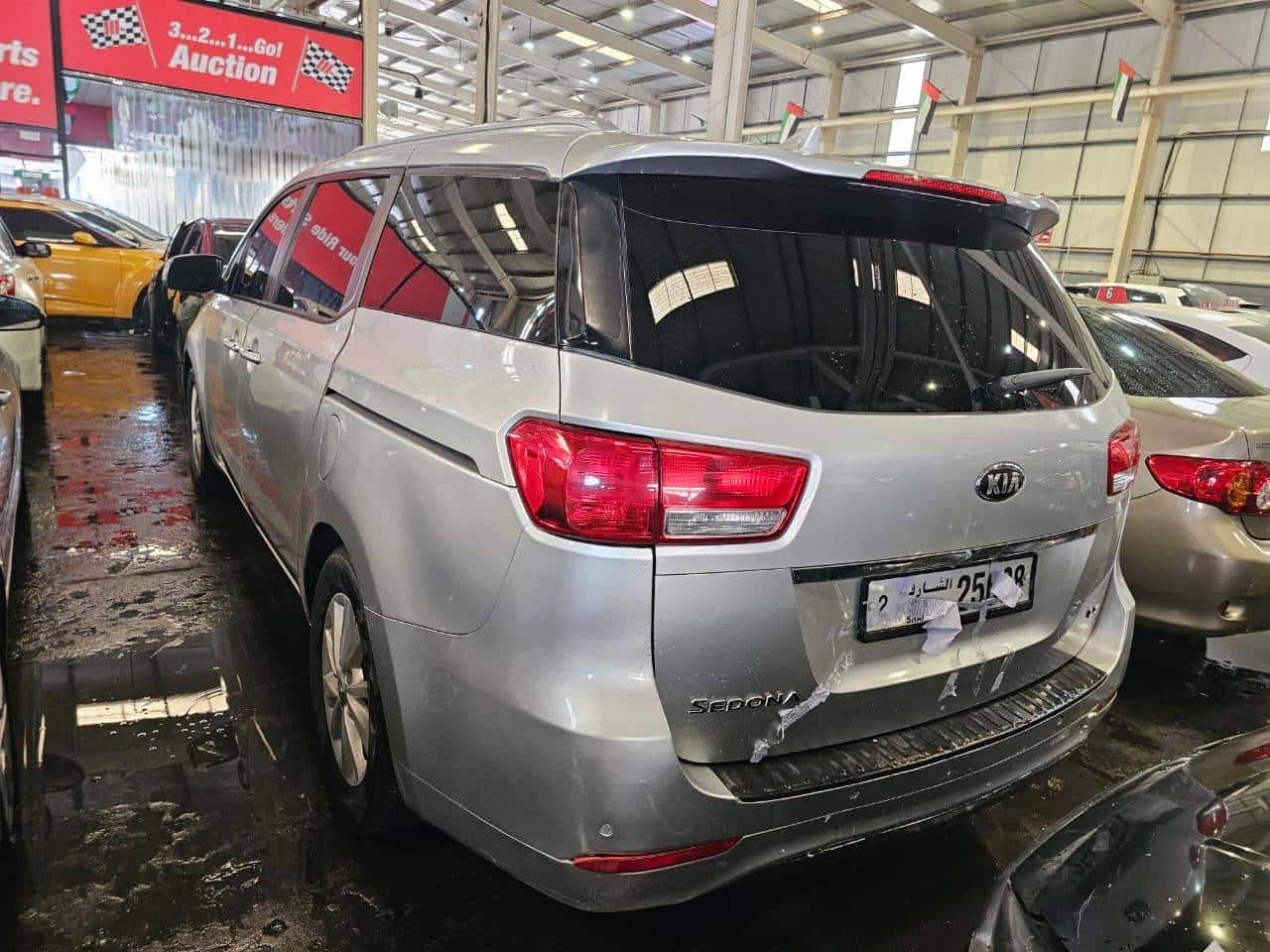 KIA SEDONA 2016 thumbnail 4