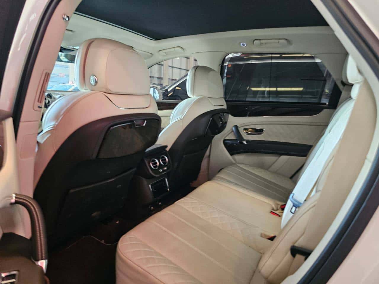 Bentley Bentayga 2019 thumbnail 6