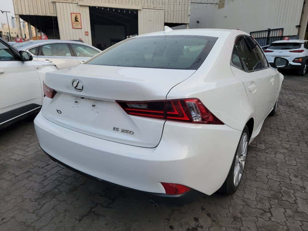LEXUS IS 250 - Exterior
