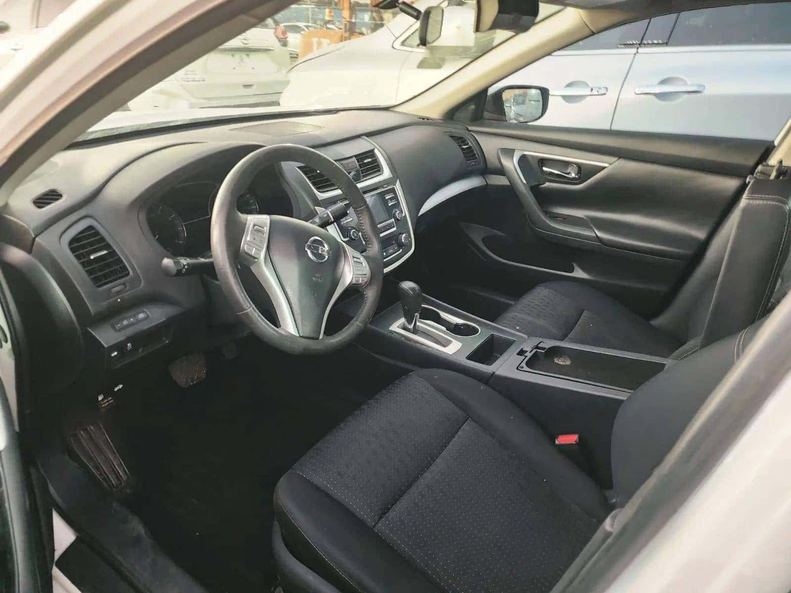 Nissan Altima 2017 thumbnail 2
