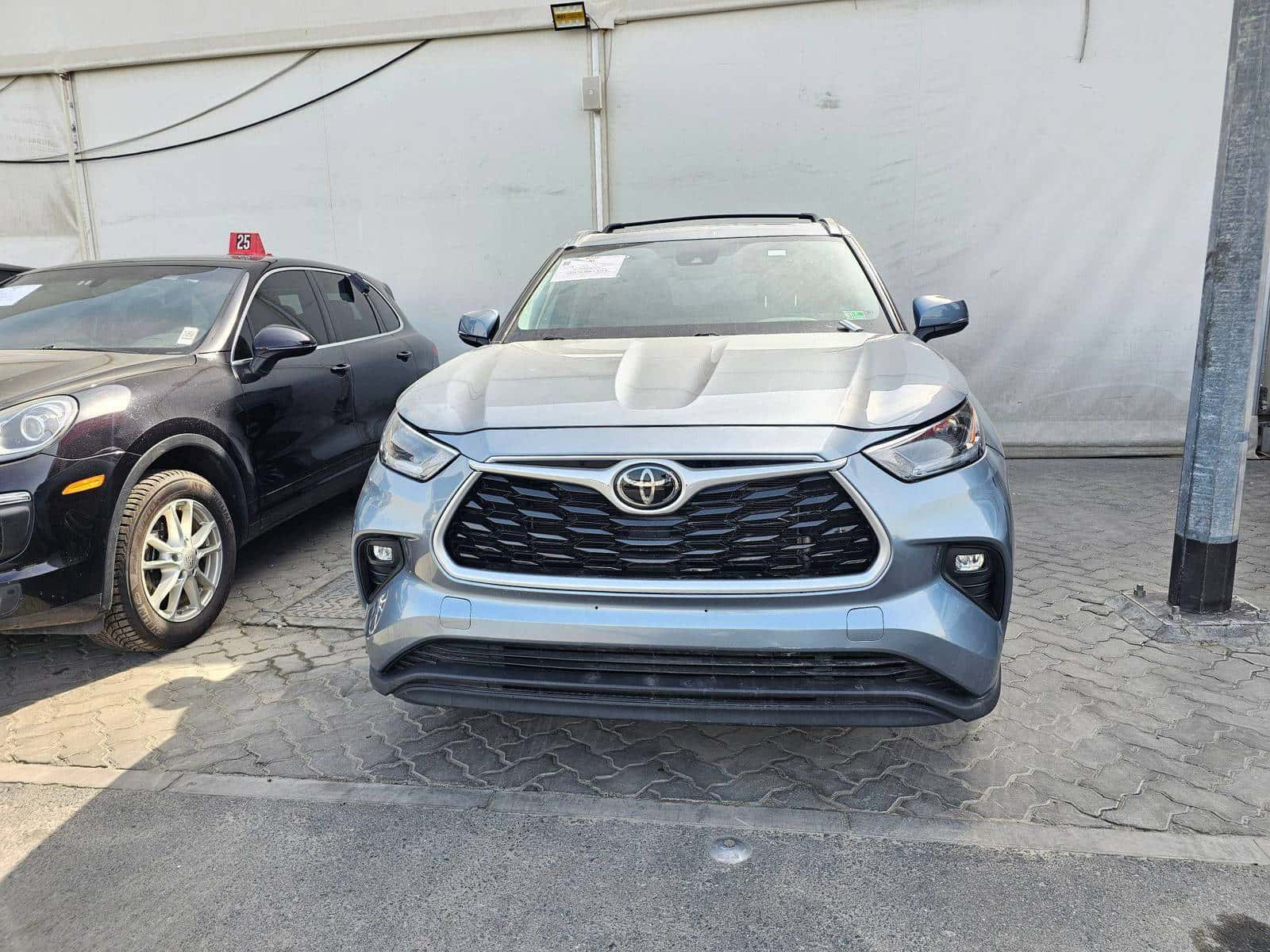 TOYOTA HIGHLANDER - Exterior