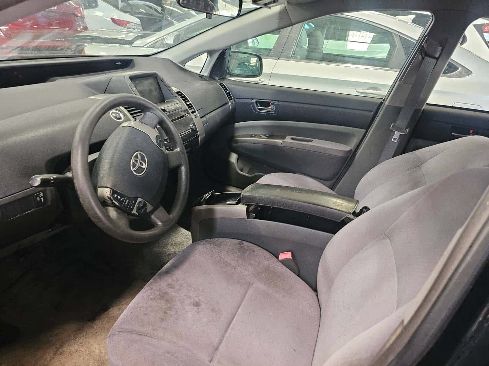 TOYOTA PRIUS - Exterior