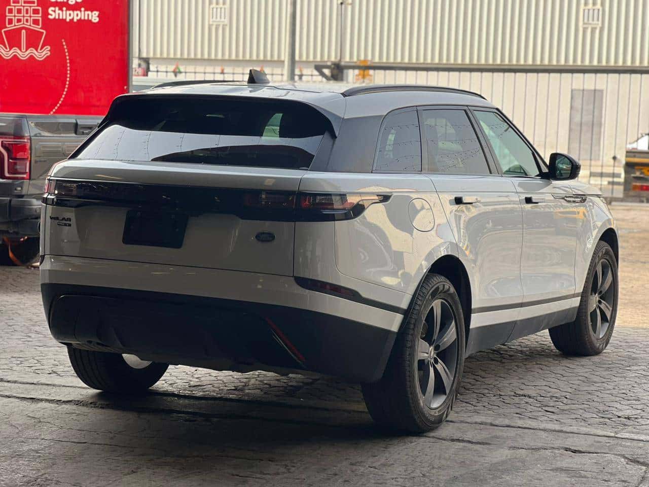 LAND ROVER RANGE ROVER VELAR - Exterior