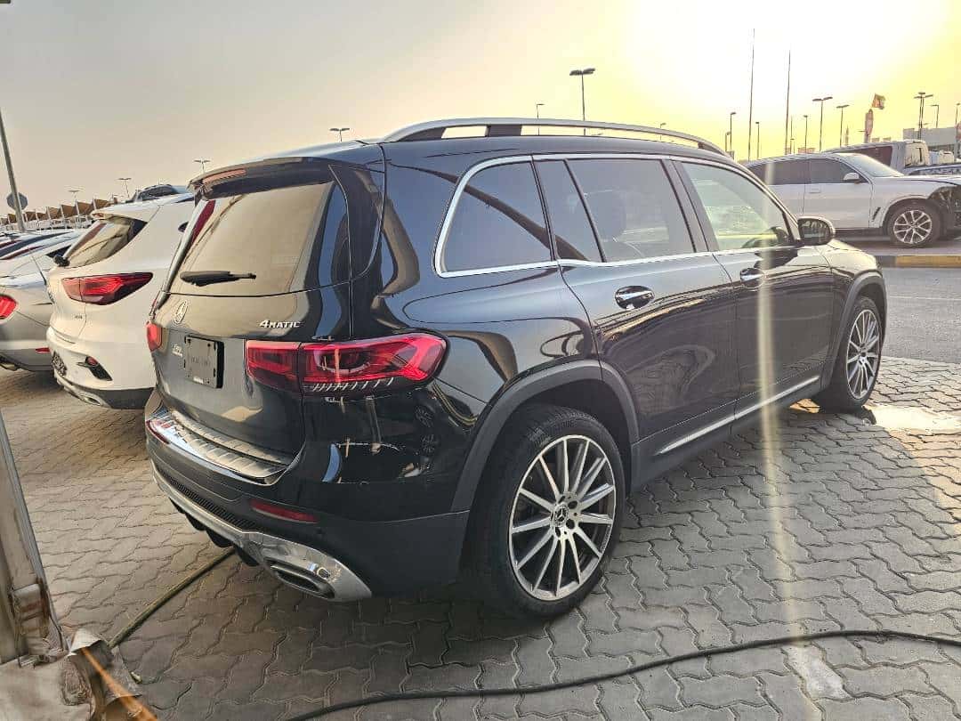 MERCEDES BENZ GLB 250 - Exterior