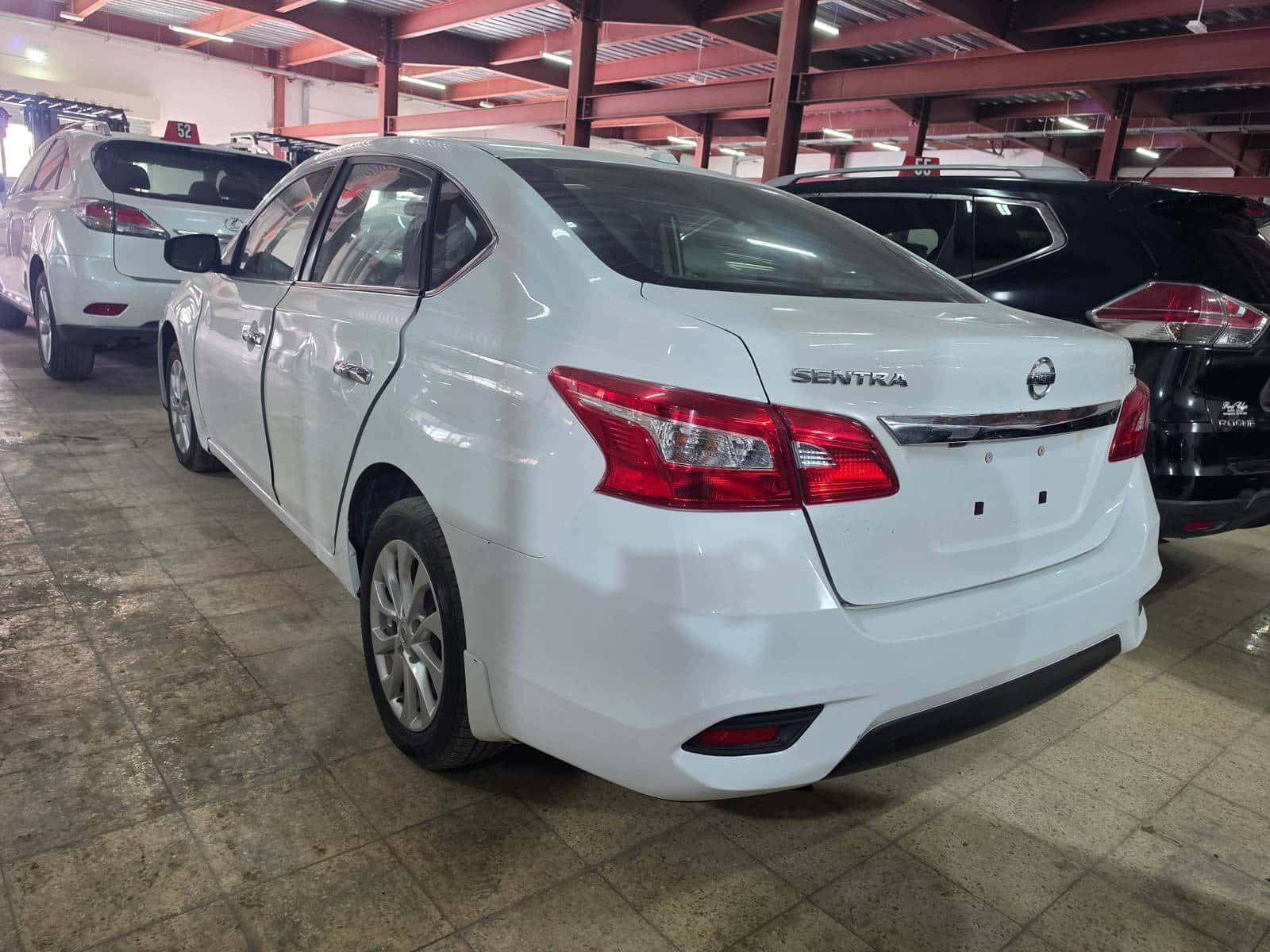 Nissan Sentra 2018 thumbnail 5