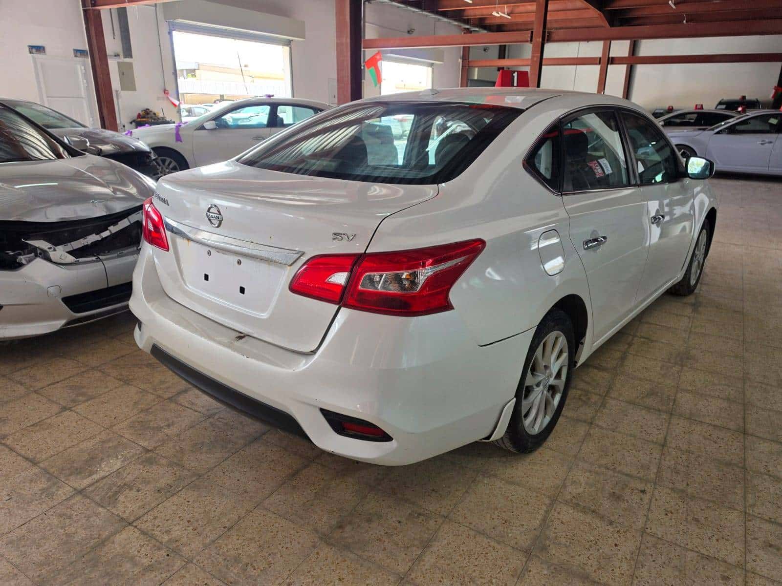Nissan Sentra 2019 thumbnail 2