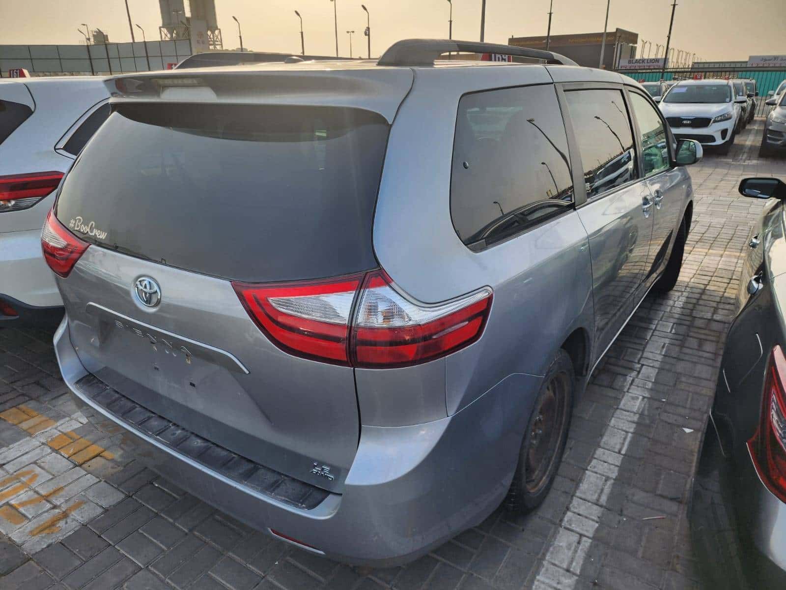 Toyota Sienna 2016 thumbnail 1