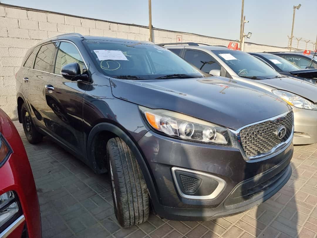 KIA SORENTO - Exterior