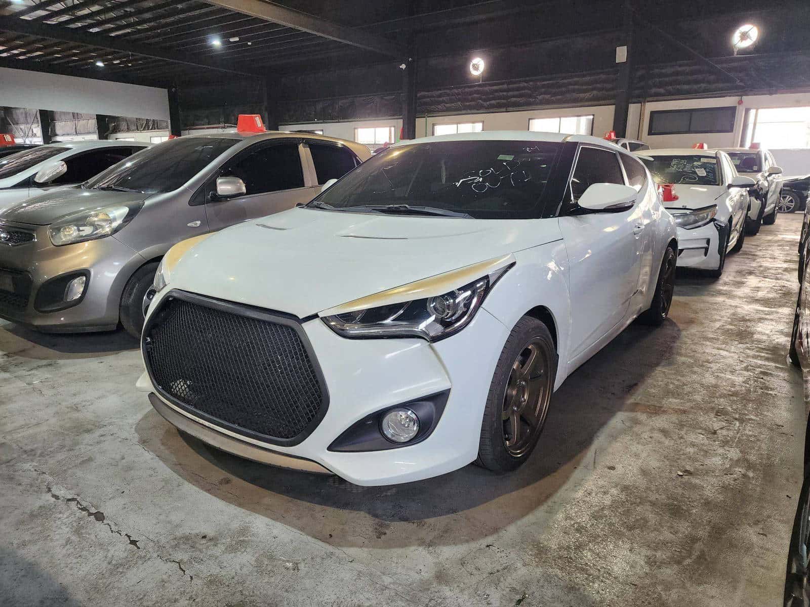 HYUNDAI VELOSTER - Exterior