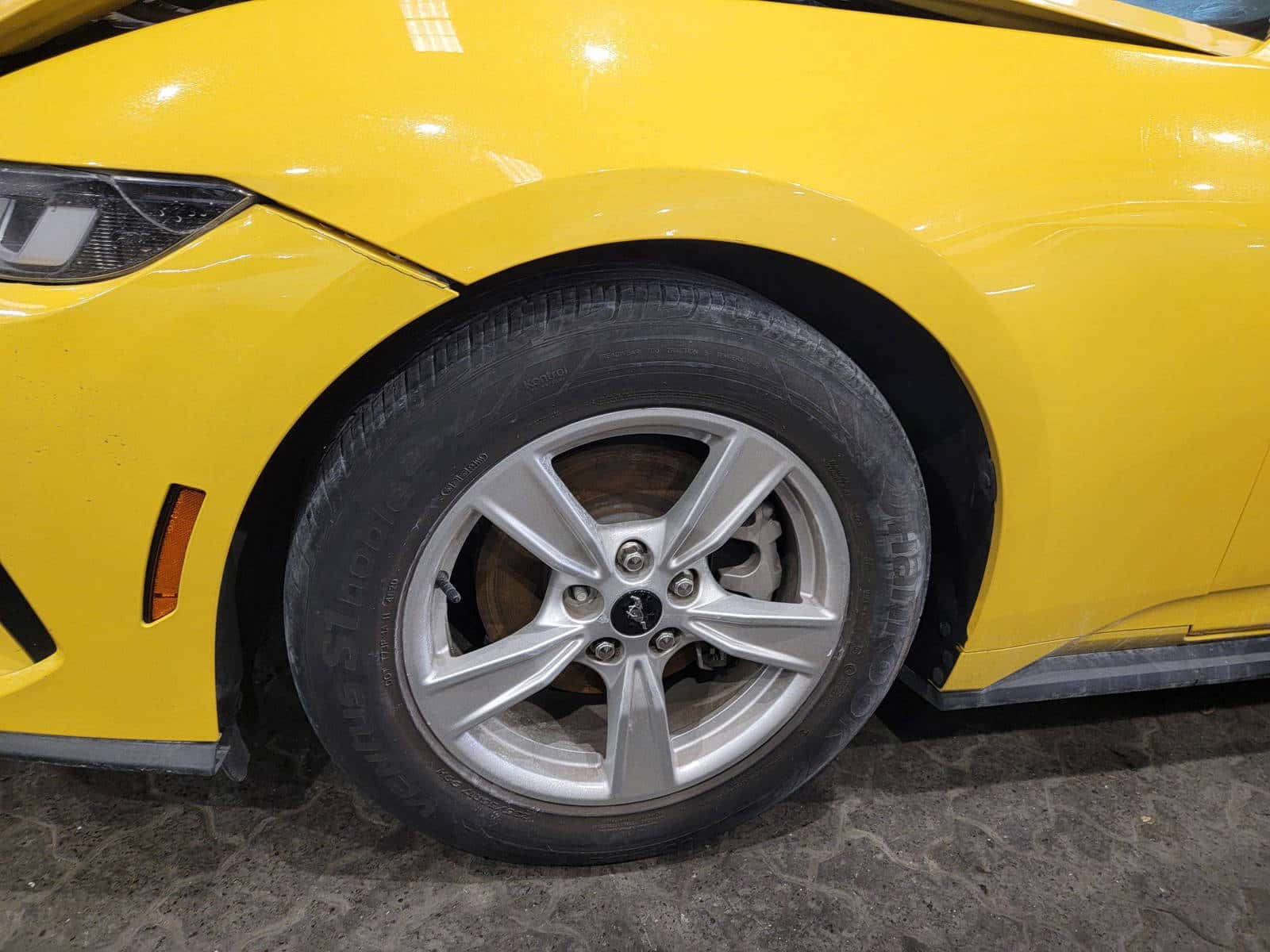 FORD MUSTANG 2024 thumbnail 6