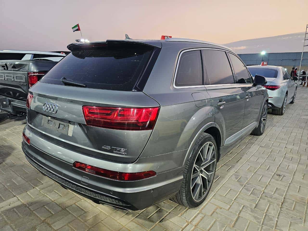 AUDI Q7 - Exterior