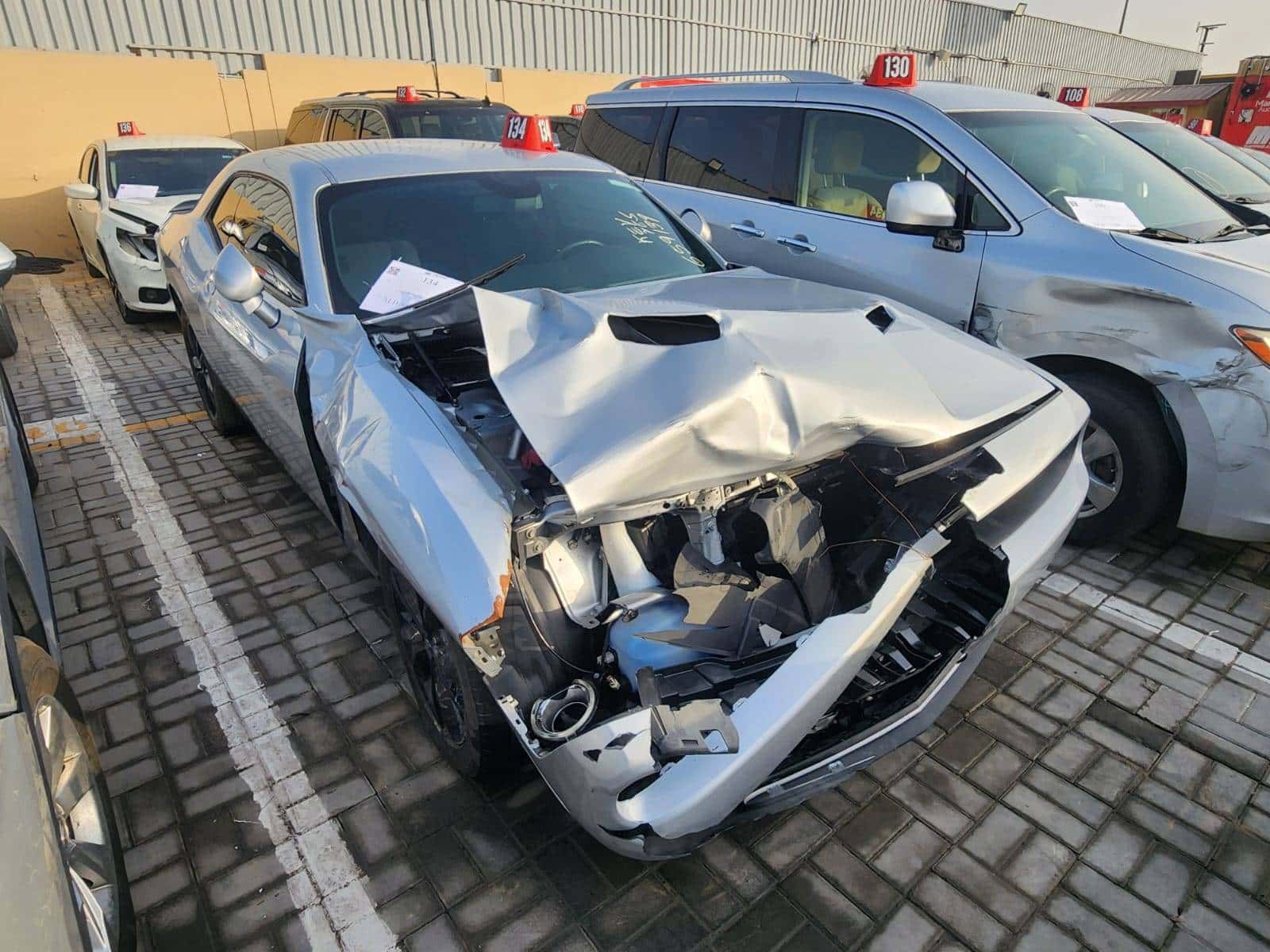 DODGE CHALLENGER 2023 thumbnail 3