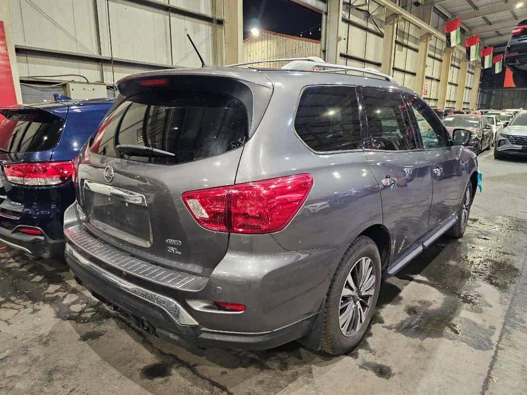 Nissan Pathfinder 2017 thumbnail 7