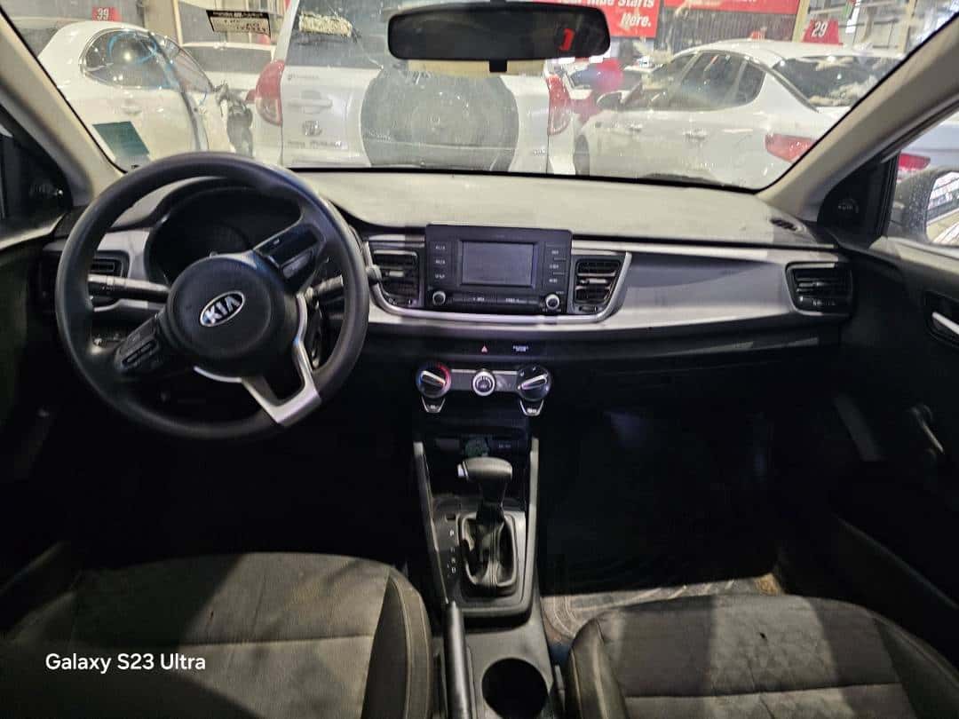 KIA RIO - Exterior