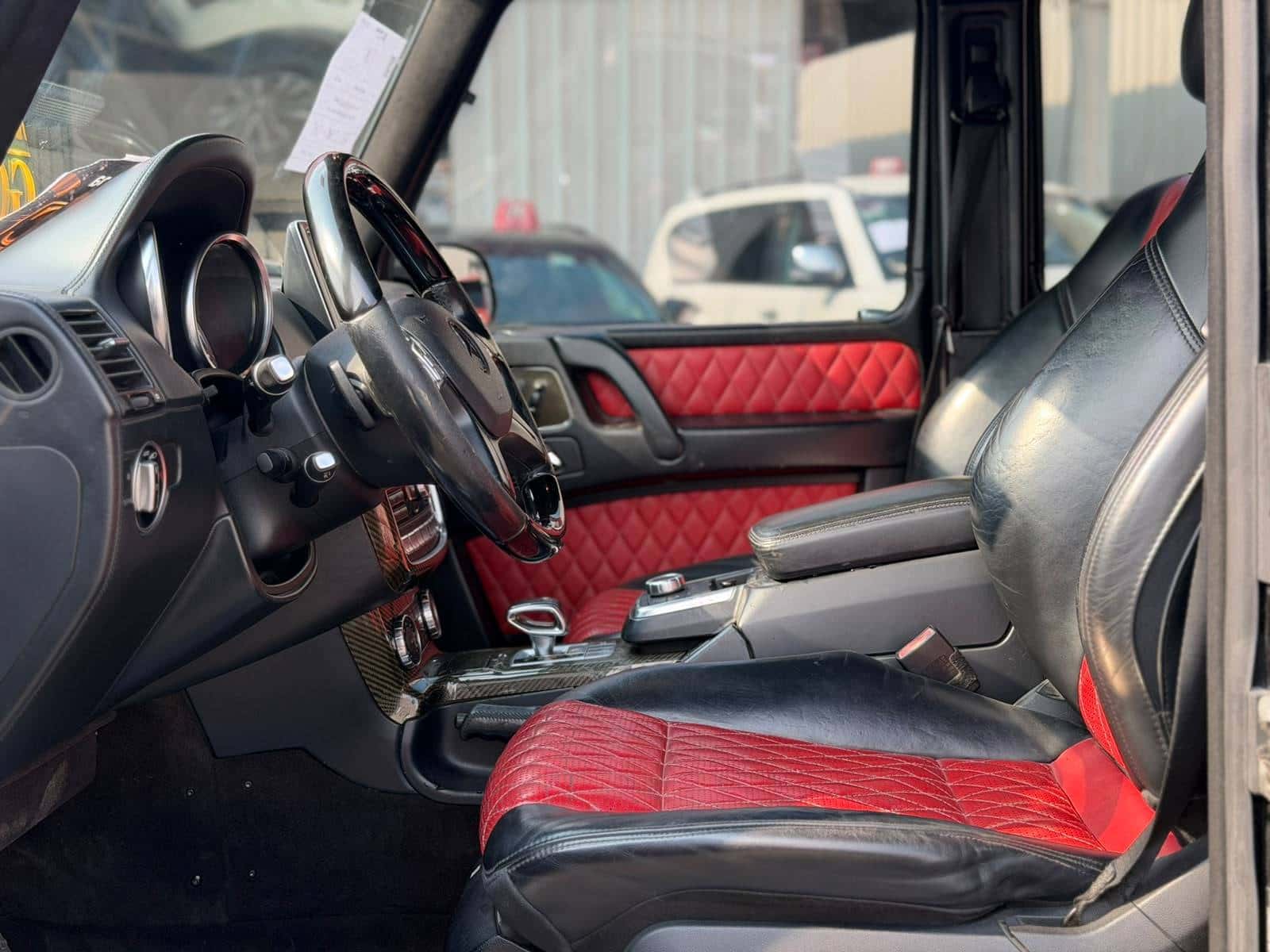 MERCEDES BENZ AMG G63 2014 thumbnail 7