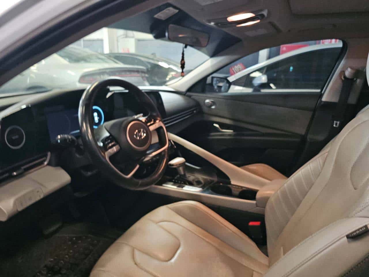 Hyundai Elantra 2022 thumbnail 6