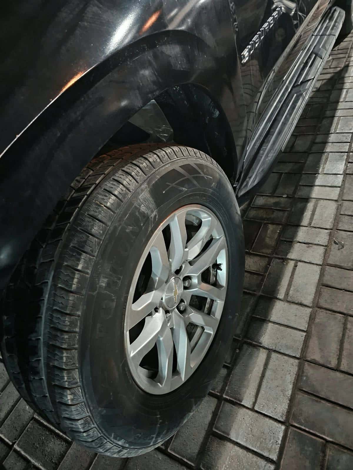 CHEVROLET Suburban 2021 thumbnail 5