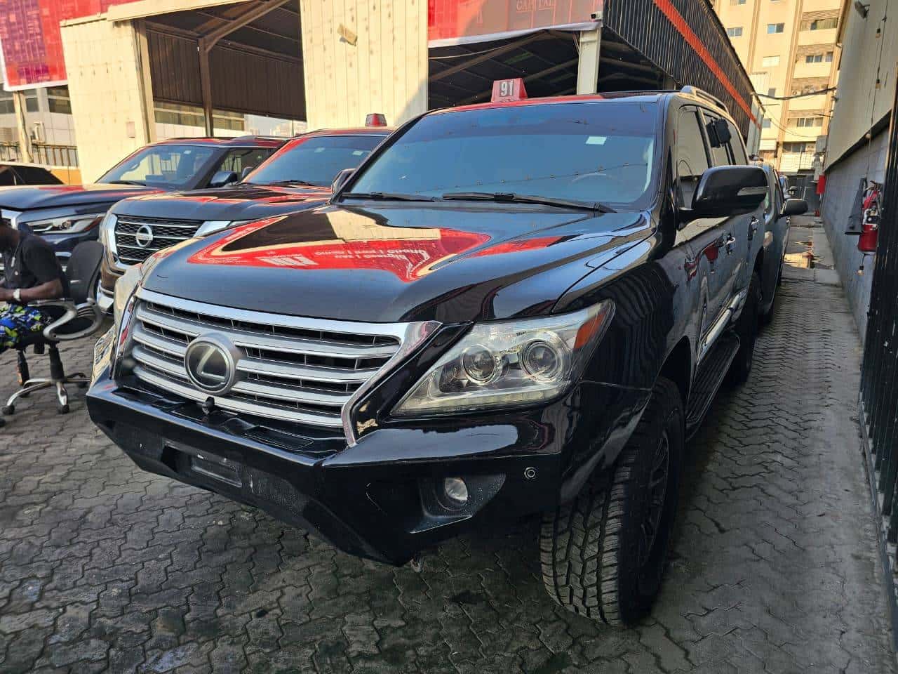 Lexus LX 570 2009 thumbnail 3