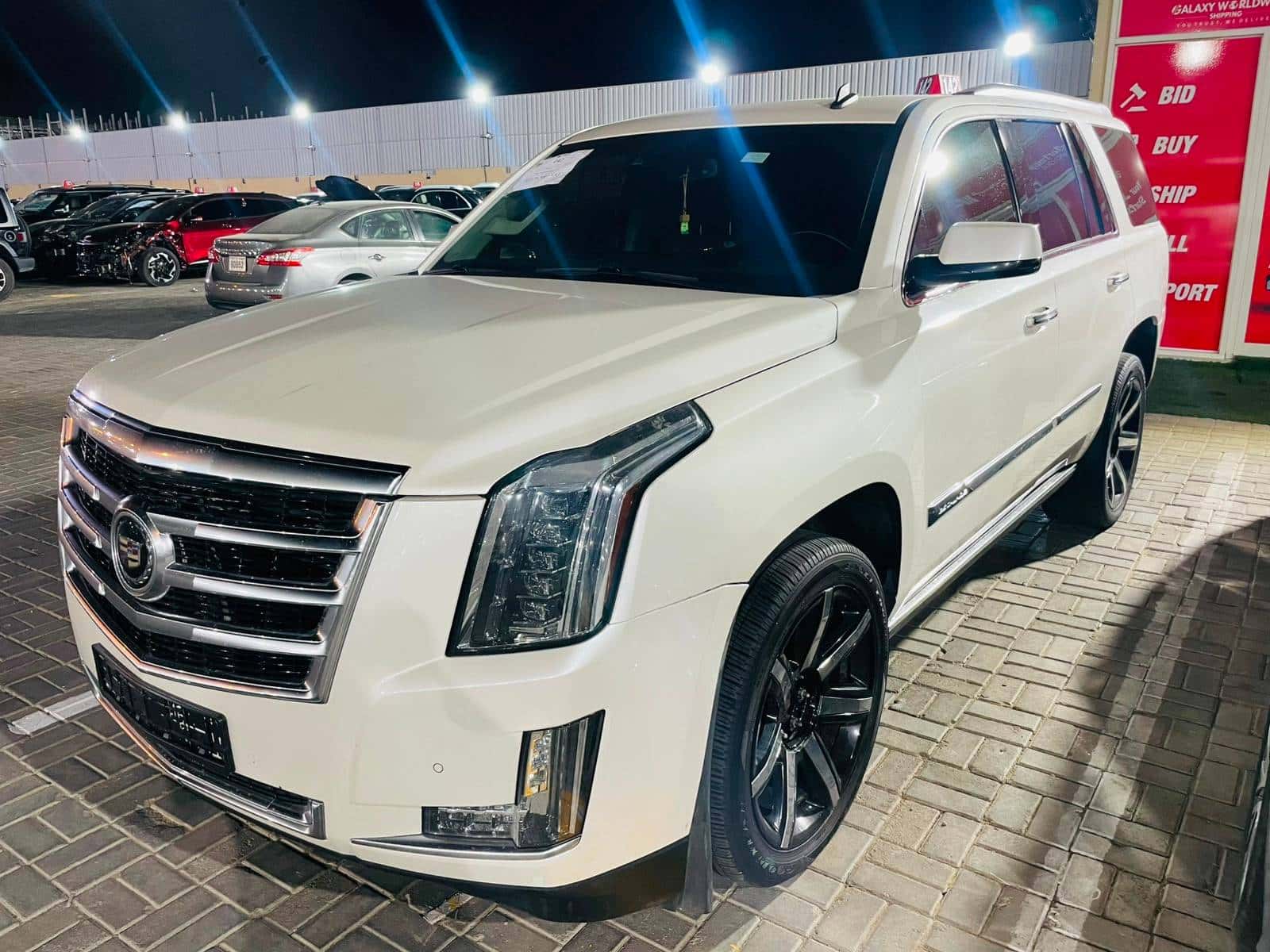 CADILLAC ESCALADE 2015 thumbnail 1