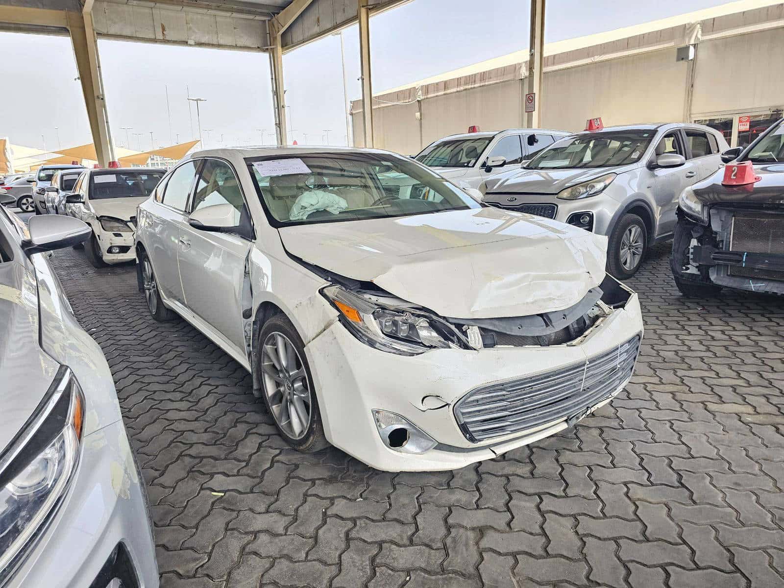 TOYOTA AVALON 2014 thumbnail 3