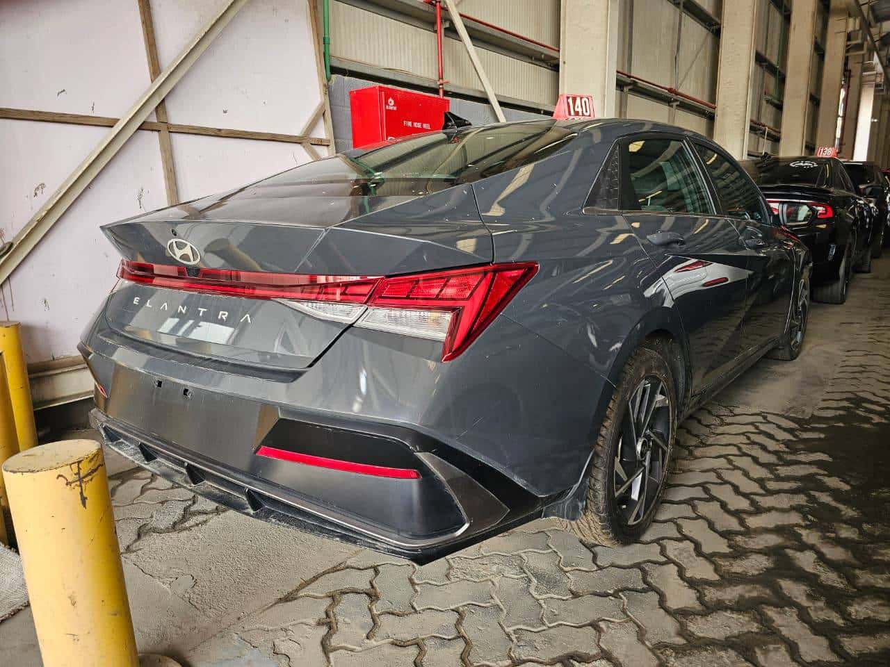 HYUNDAI ELANTRA 2024 thumbnail 4
