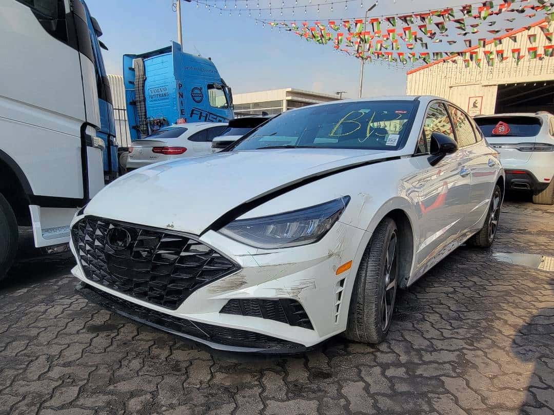 HYUNDAI SONATA - Exterior
