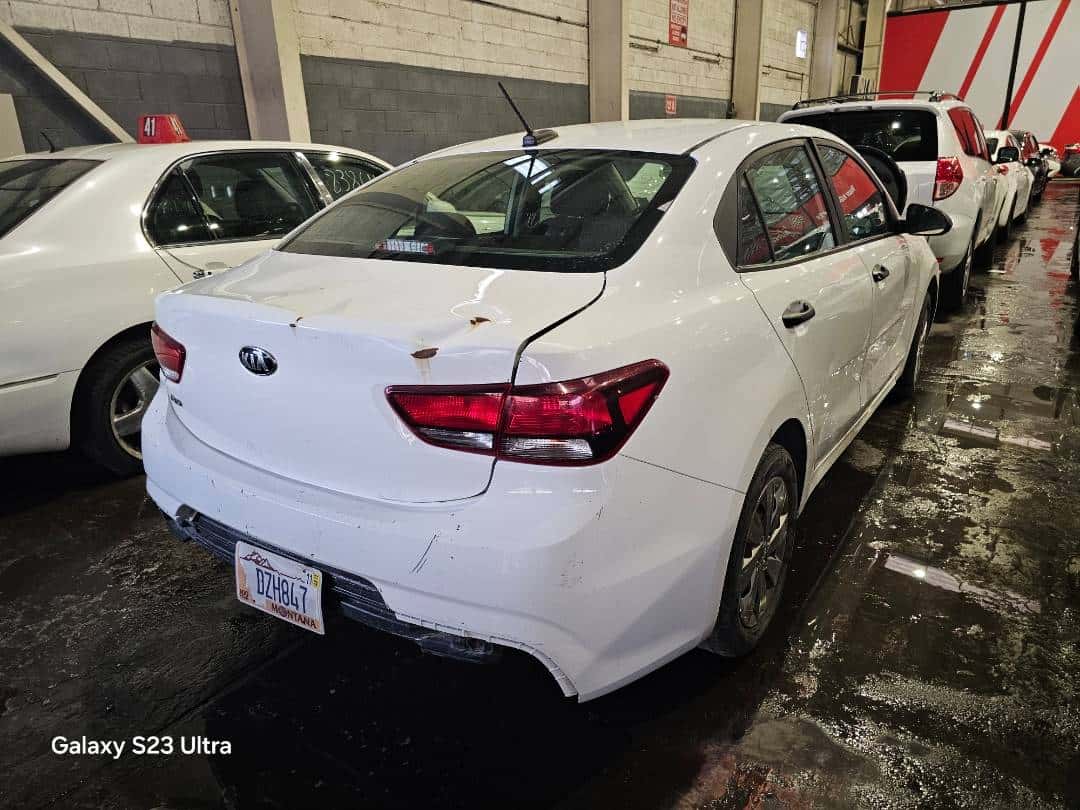KIA RIO - Exterior