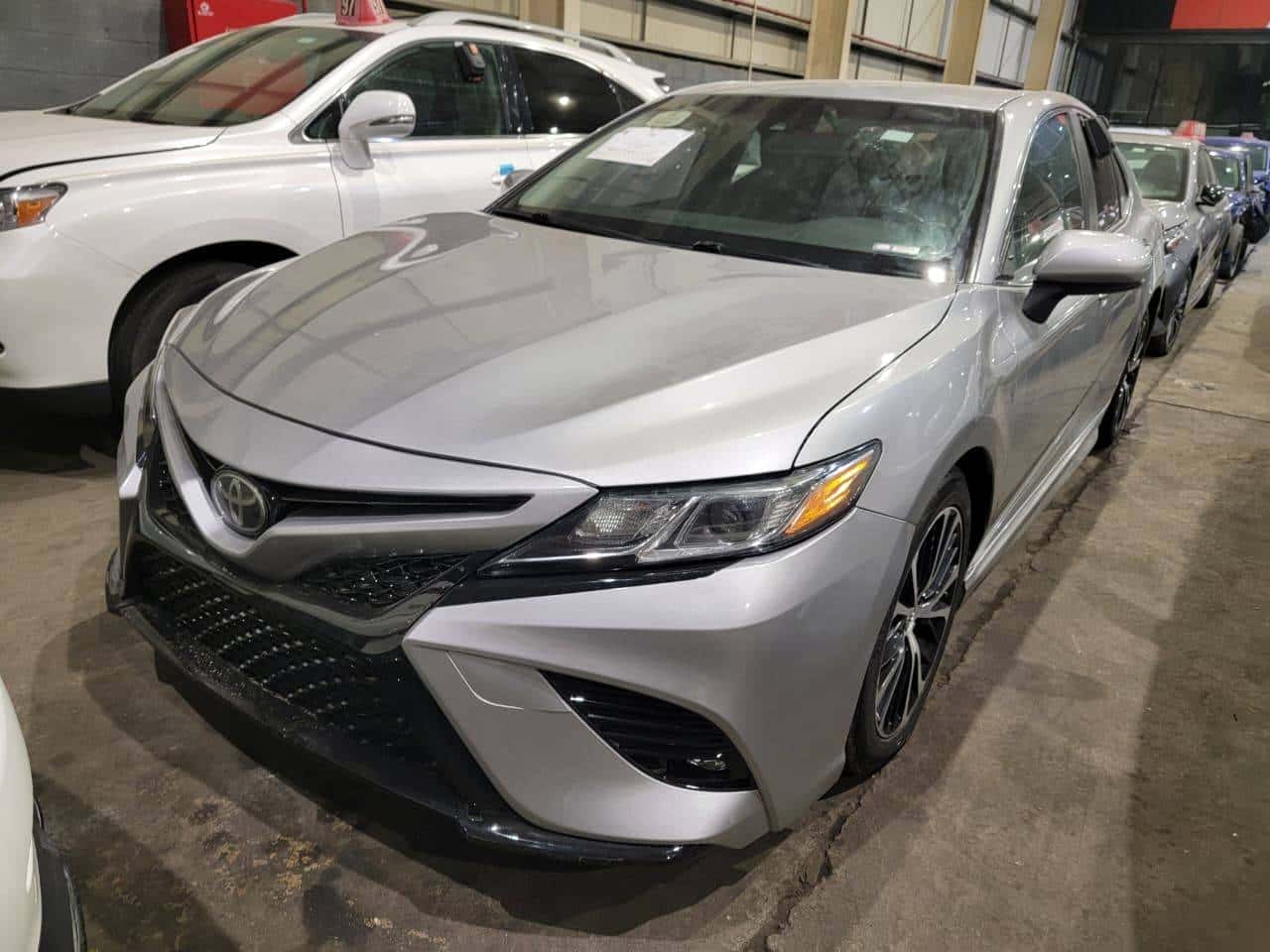 Toyota Camry 2018 thumbnail 5