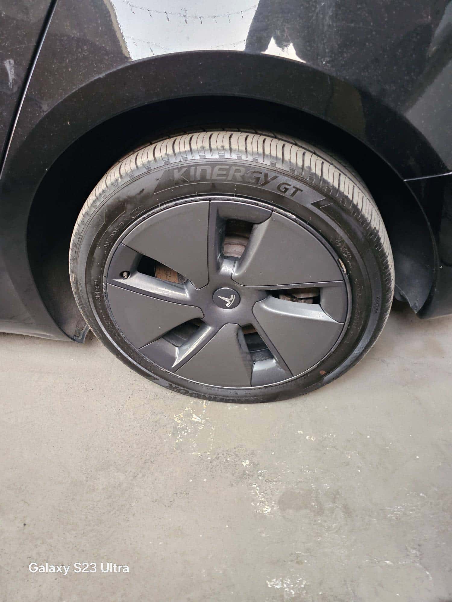 TESLA MODEL 3 - Exterior