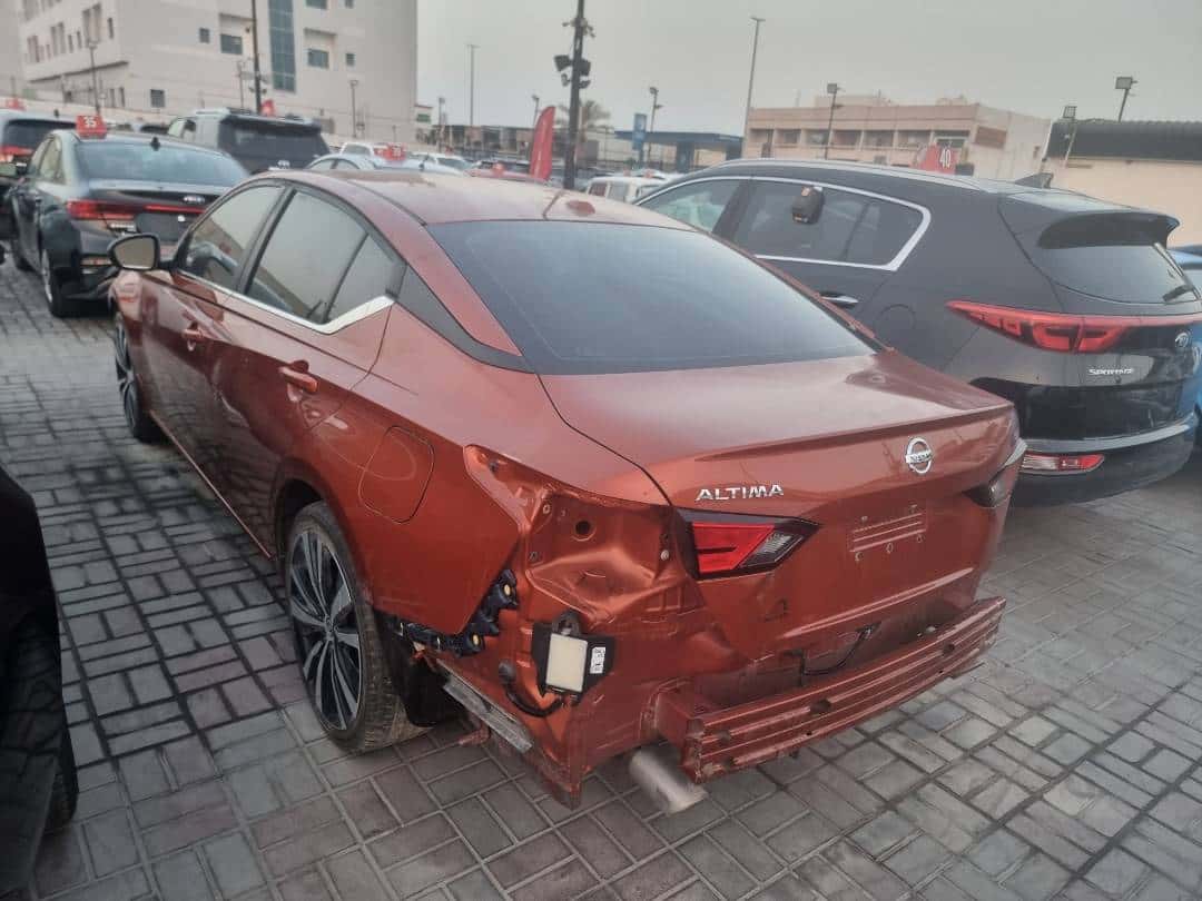 Nissan Altima 2021 thumbnail 4