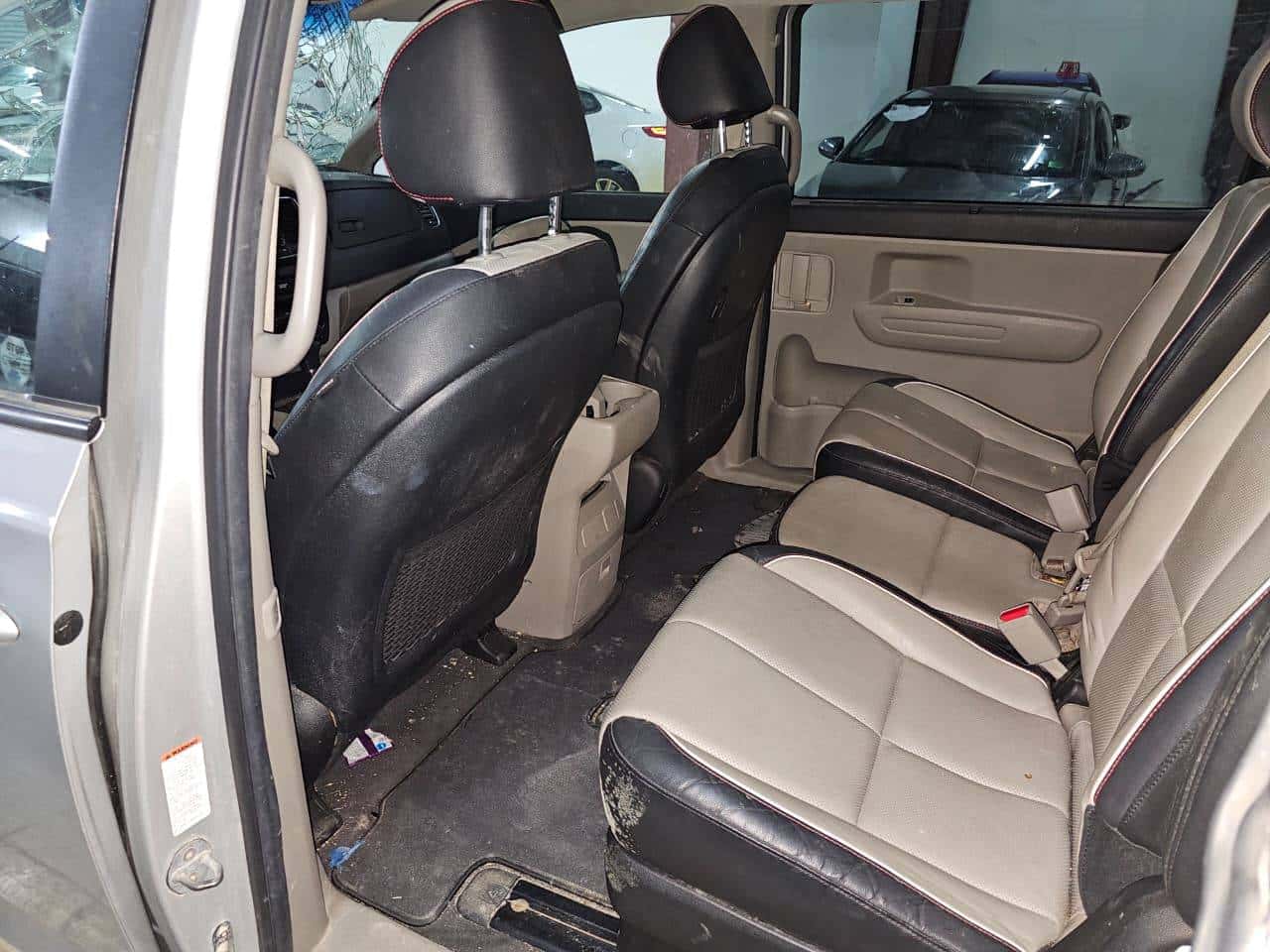 Kia Sedona 2020 thumbnail 7