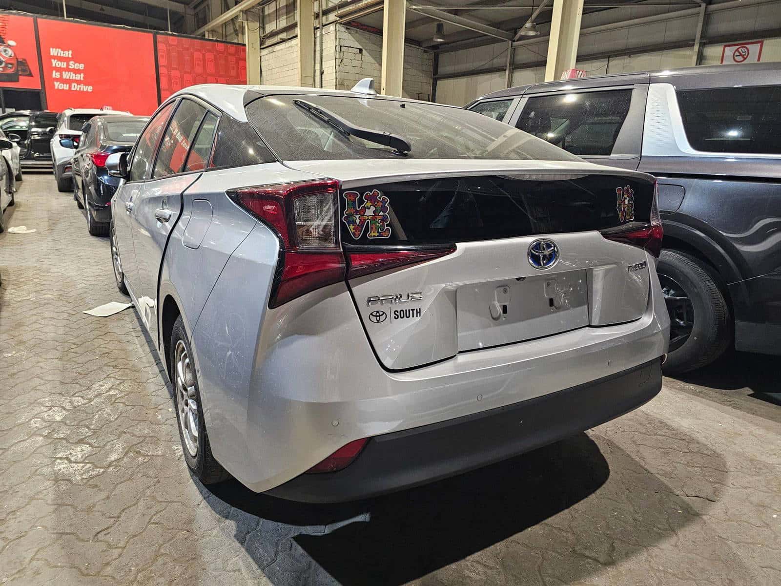 Toyota Prius 2022 thumbnail 4