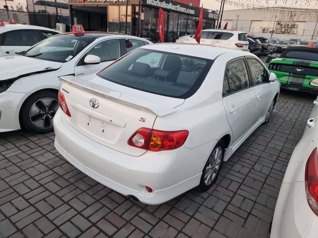 TOYOTA COROLLA 2010 thumbnail 3