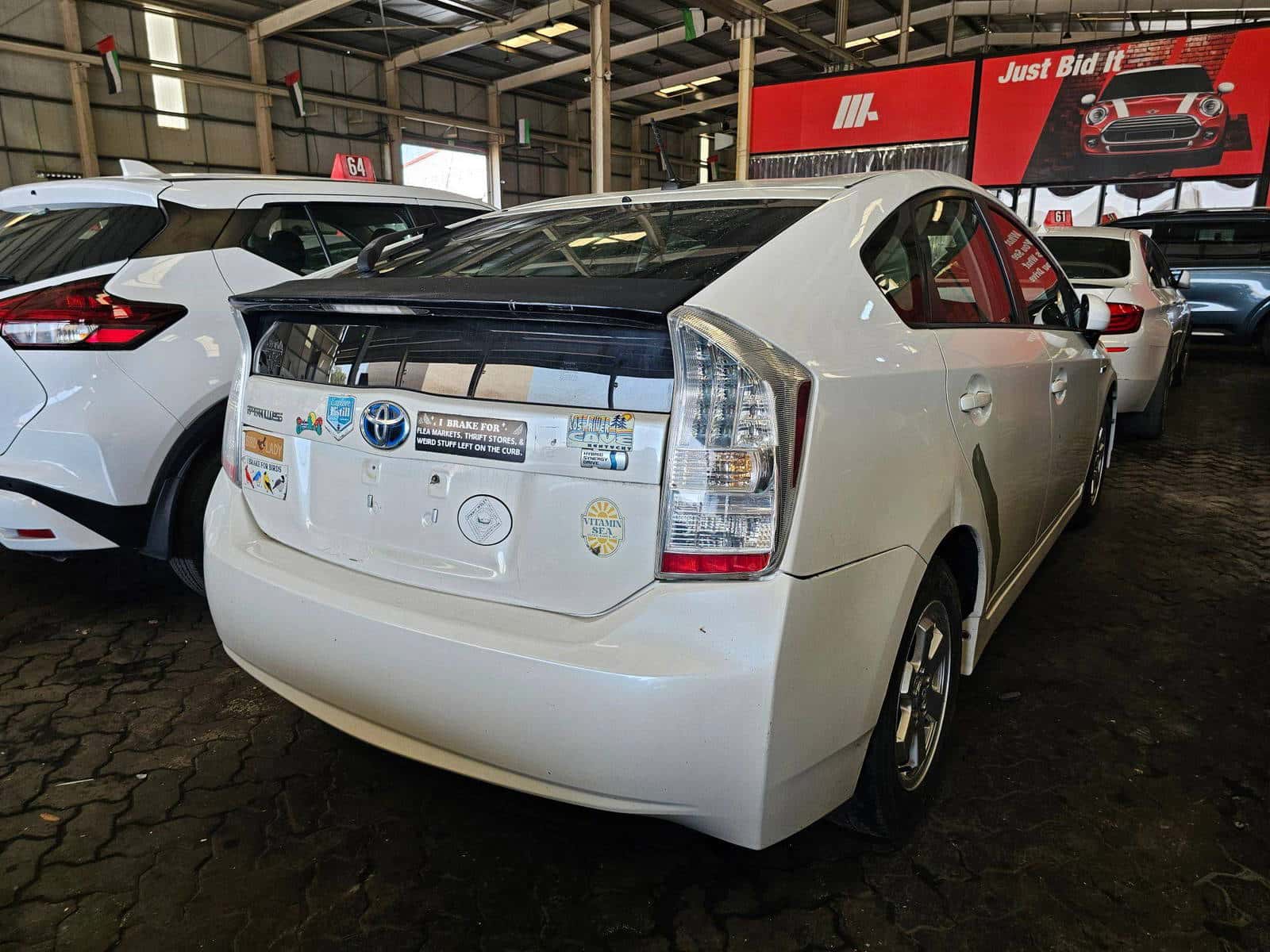 TOYOTA PRIUS 2010 thumbnail 2