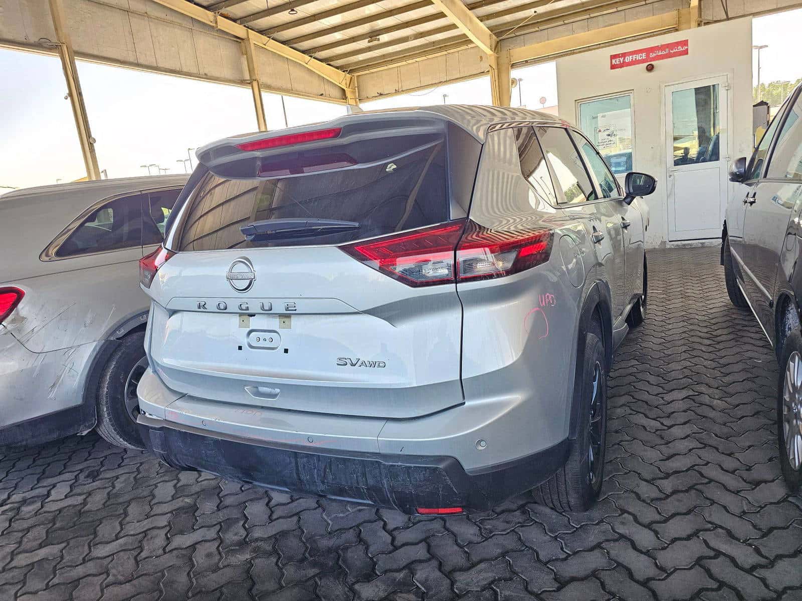 NISSAN ROGUE 2024 thumbnail 3
