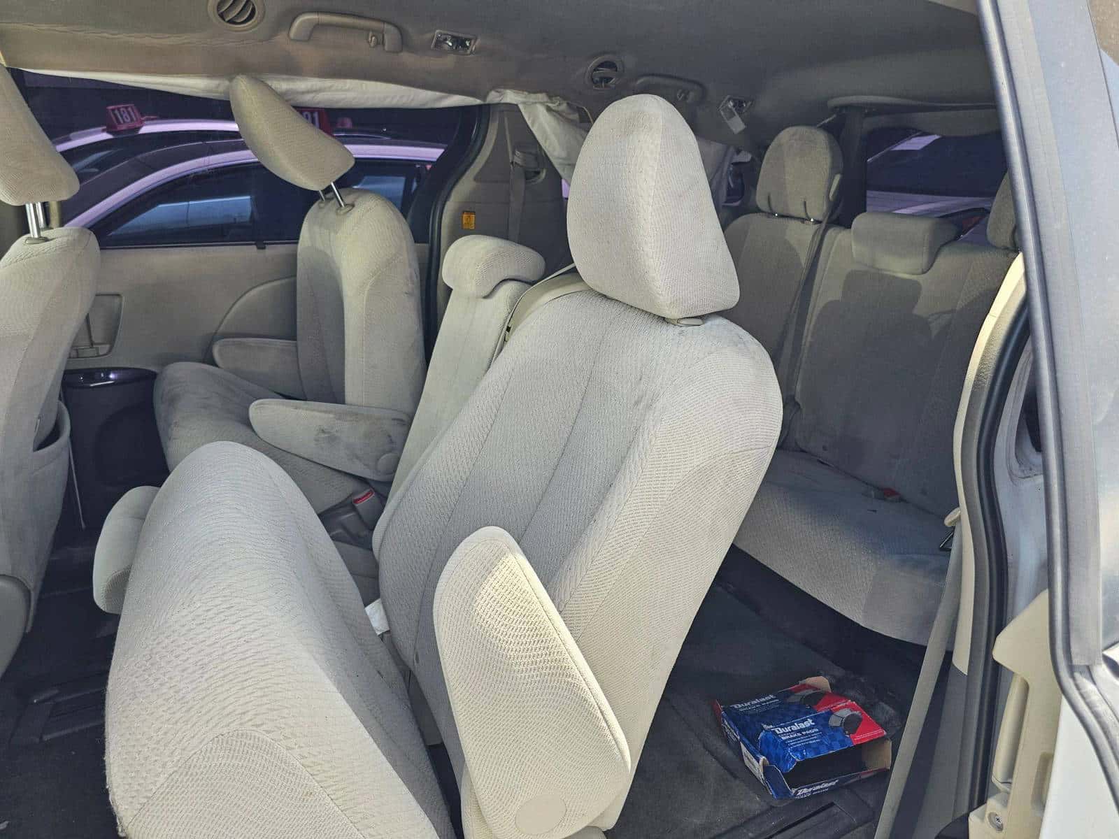 TOYOTA SIENNA 2012 thumbnail 6