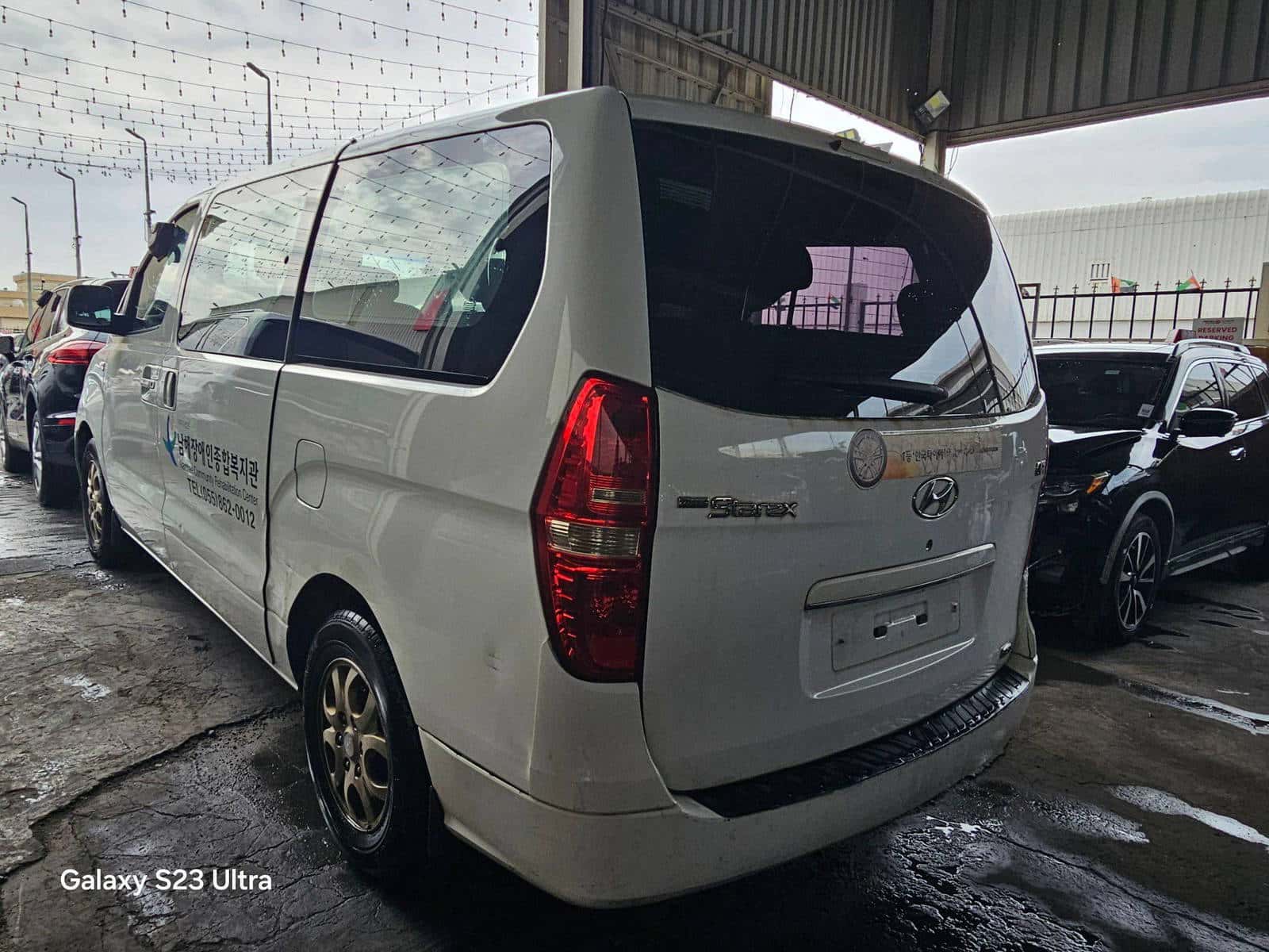 HYUNDAI GRAND STAREX - Exterior