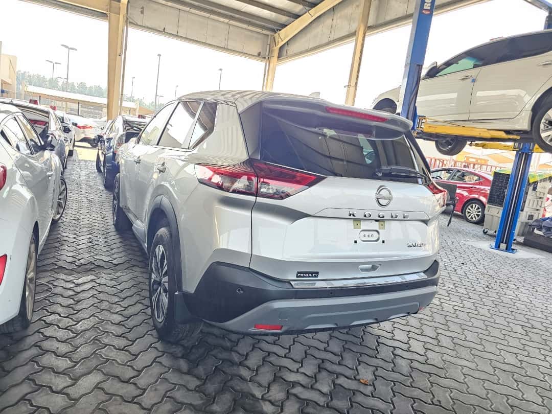 NISSAN ROGUE - Exterior