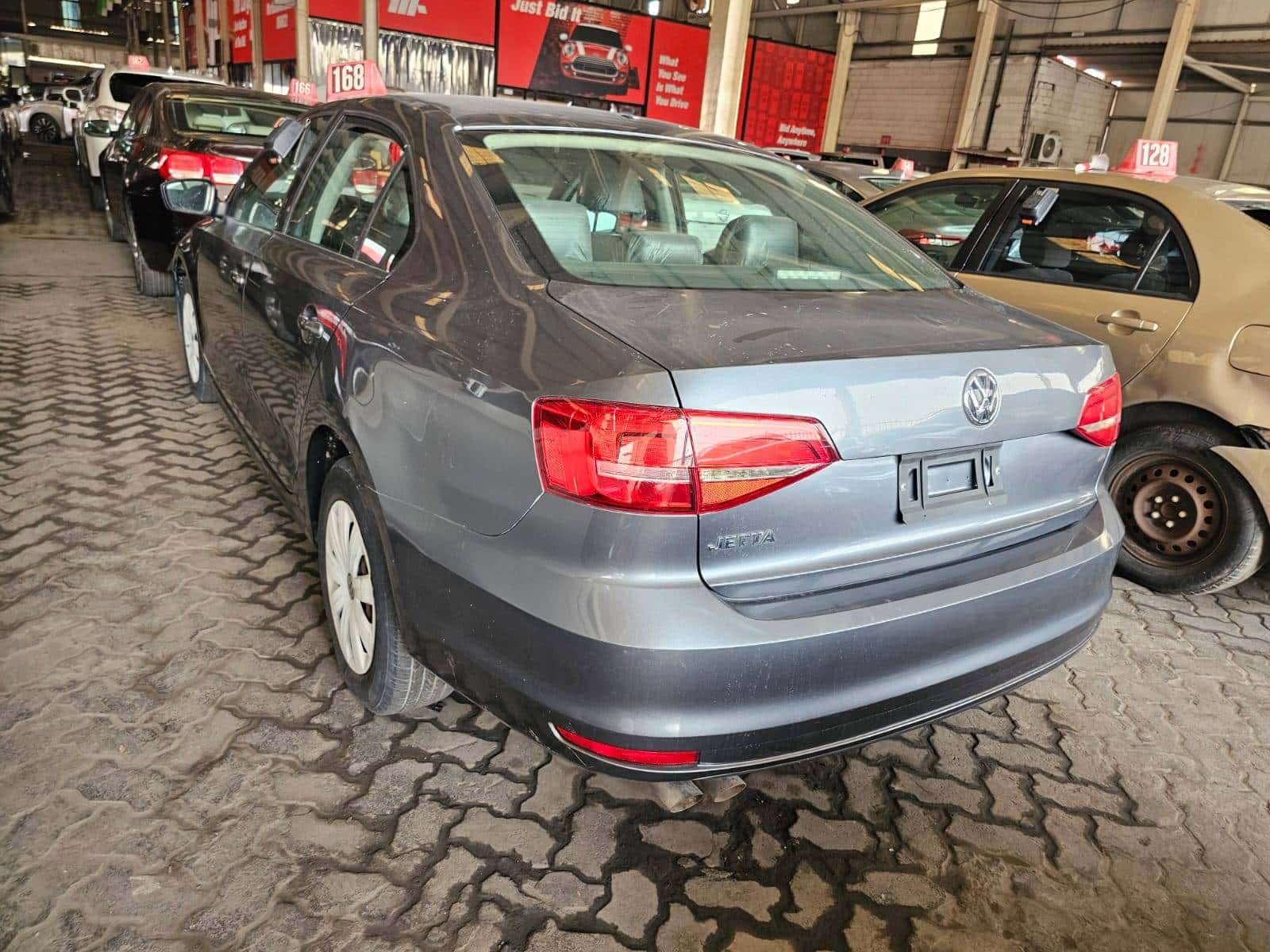 VOLKSWAGEN Jetta 2015 thumbnail 4