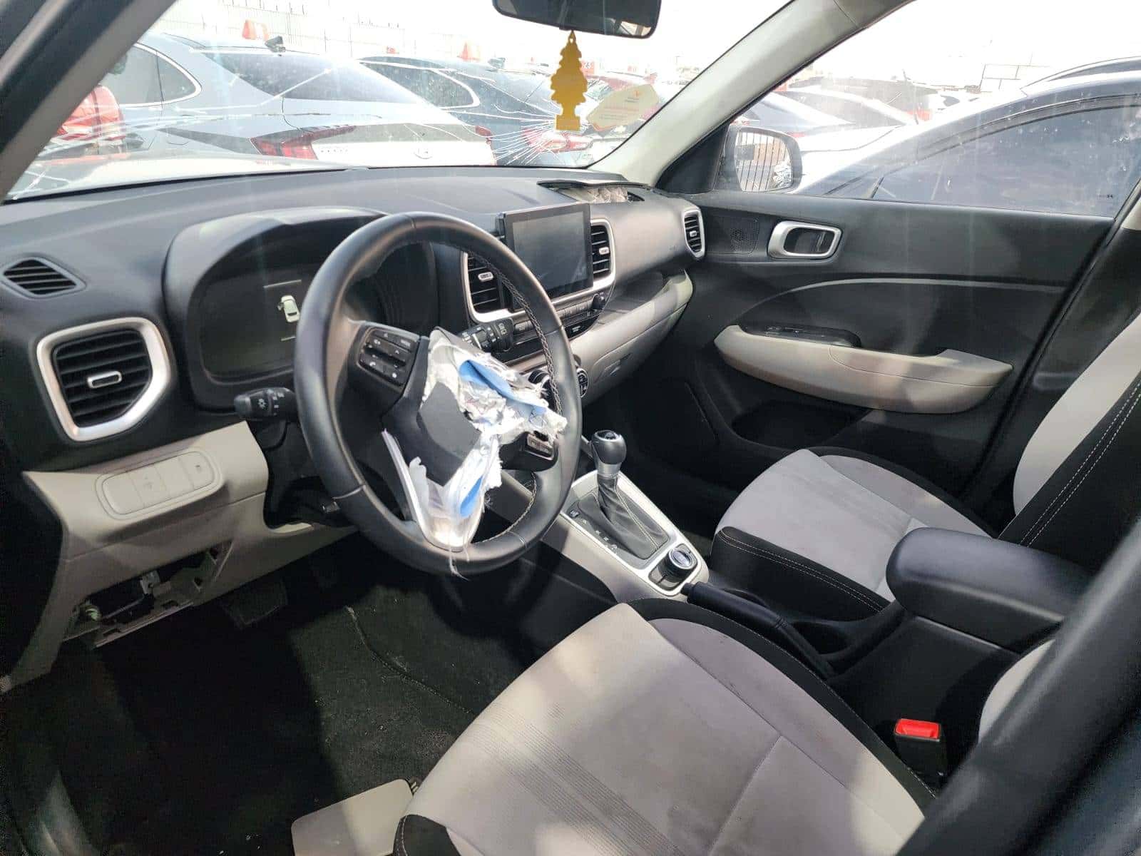 Hyundai VENUE SEL 2023 thumbnail 7