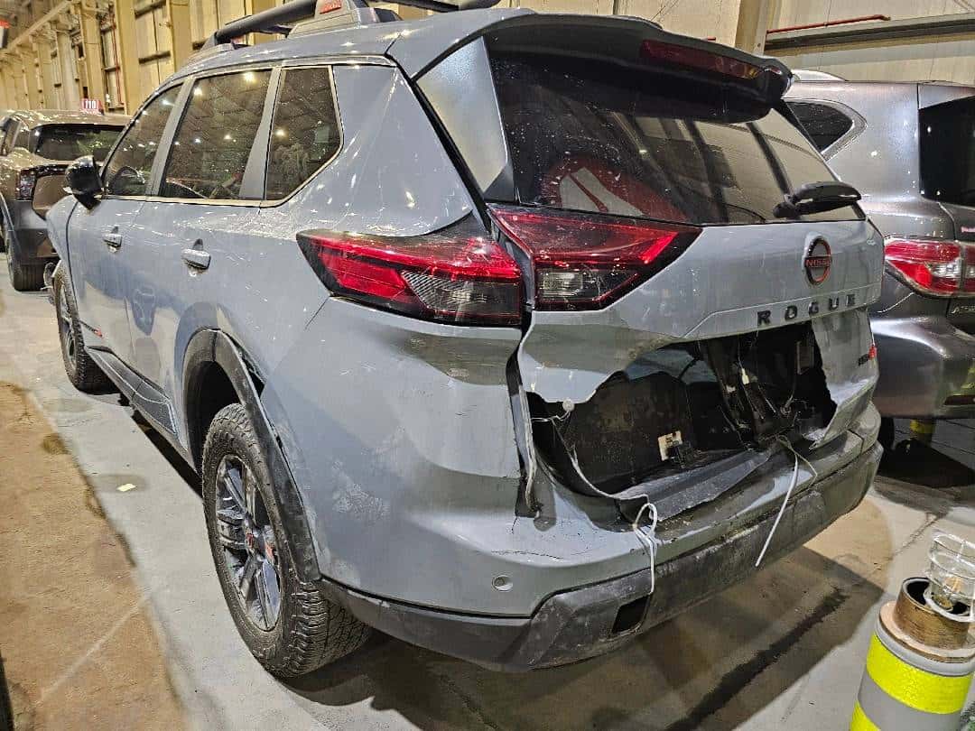 Nissan Rogue 2025 thumbnail 1